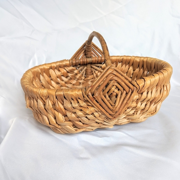 Vintage Other - Vintage Handwoven Wicker Basket Vintage Other - Vintage Handwoven Wicker Basket